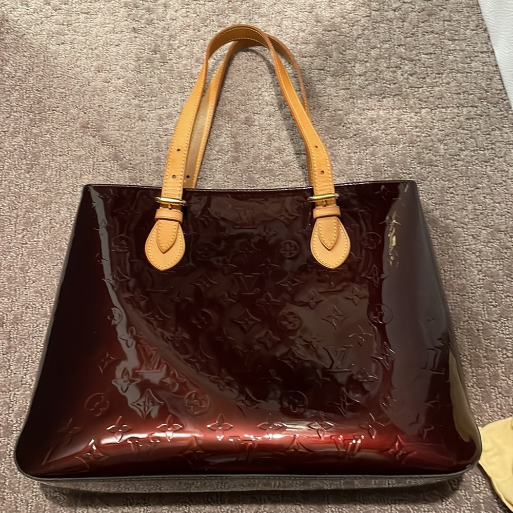Authentic vintage Louis Vuitton Houston tote bag in dark red vernis - Picture 5 of 16